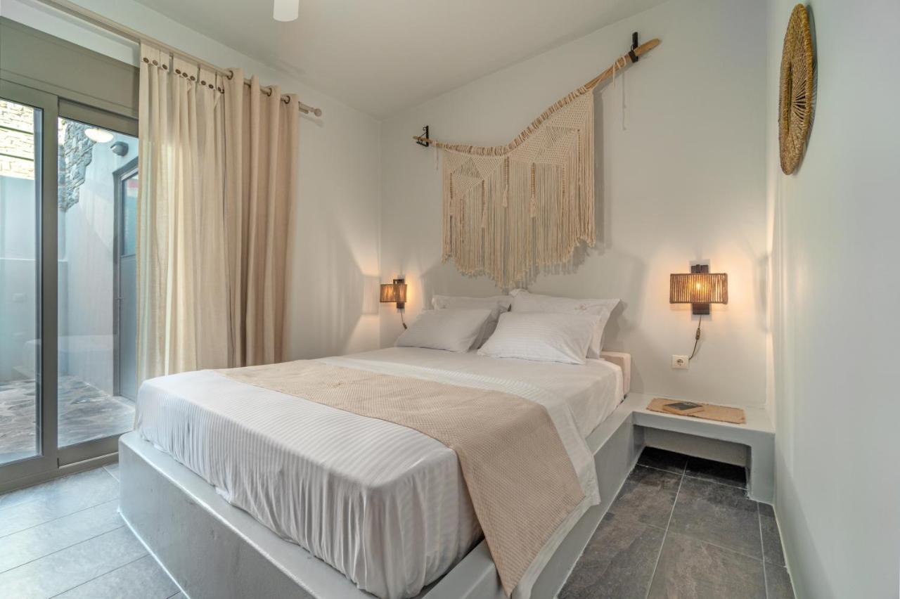 La Perla Suites Агии Апостоли Екстериор снимка