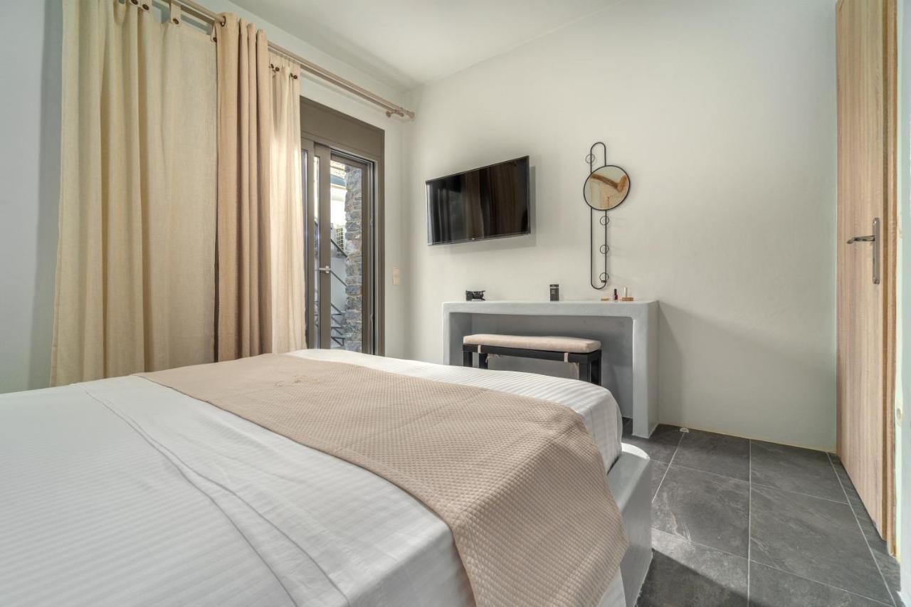 La Perla Suites Агии Апостоли Екстериор снимка