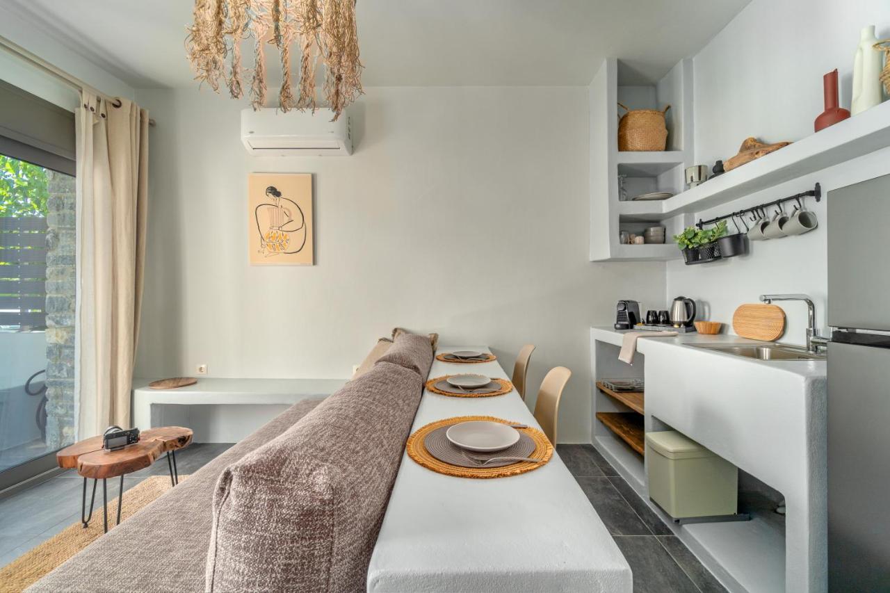 La Perla Suites Агии Апостоли Екстериор снимка